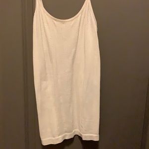 White tank